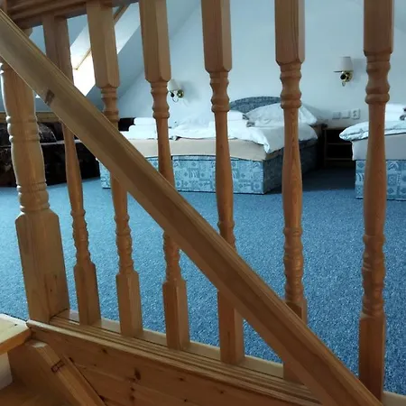 ゲストハウス Klastersky Mlyn Rejstejn